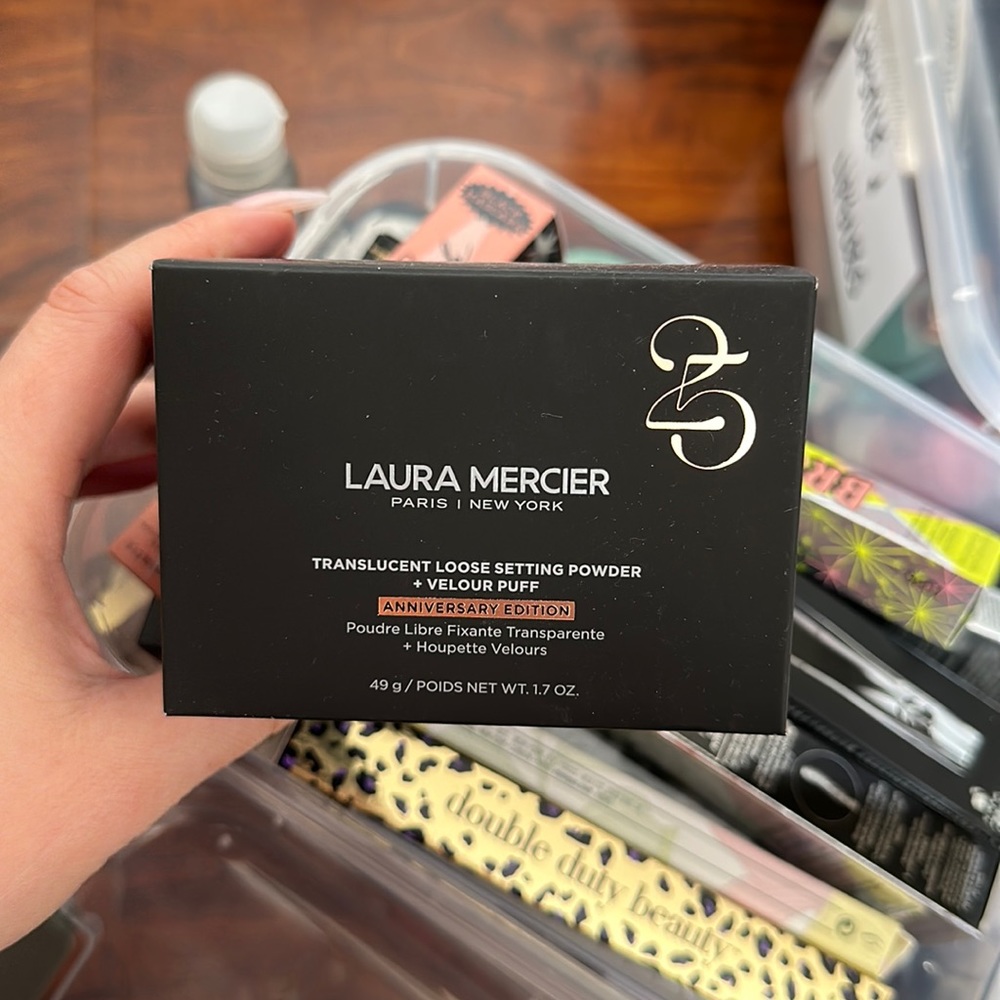 Laura Mercier Translucent powder jumbo 1.7oz anniversary edition